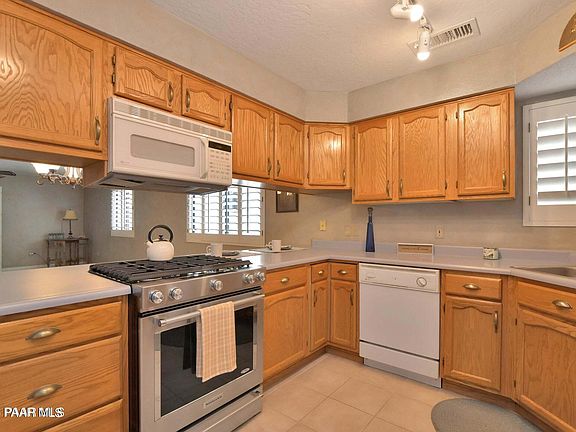 5th image of 429 Lodgepole Dr