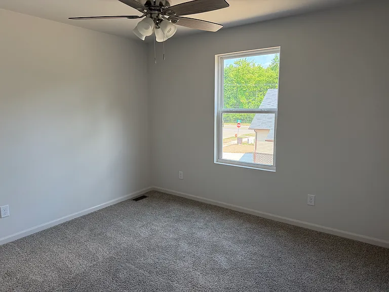7113 Cambridge Dr — Photo 12