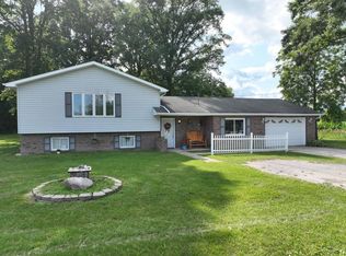 3745 N Eleven Mile Rd, Pinconning, MI 48650