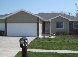 1918 SW 33rd St, Lincoln, NE 68522