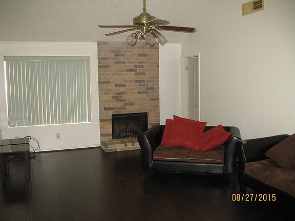 4th image of 2922 Whetrock Ln