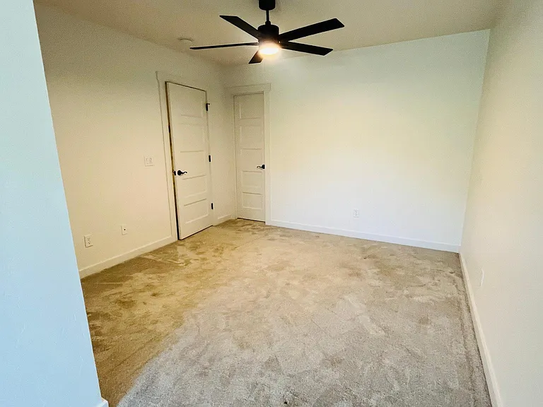 4108 N Indiana Ave — Photo 34
