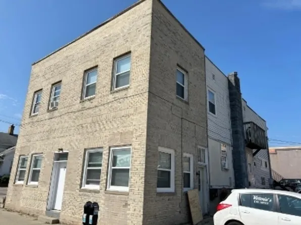 119 S Walnut St #B, Appleton, WI 54911