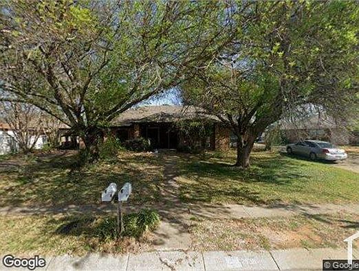 2nd image of 2938 Gray Oak Dr