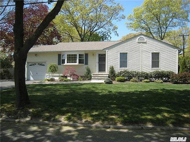 1st image of 300 Woodhull Ave