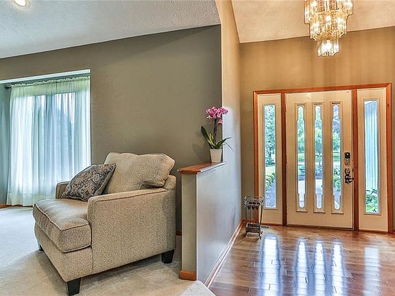 4th image of 7326 Cheshire Pl