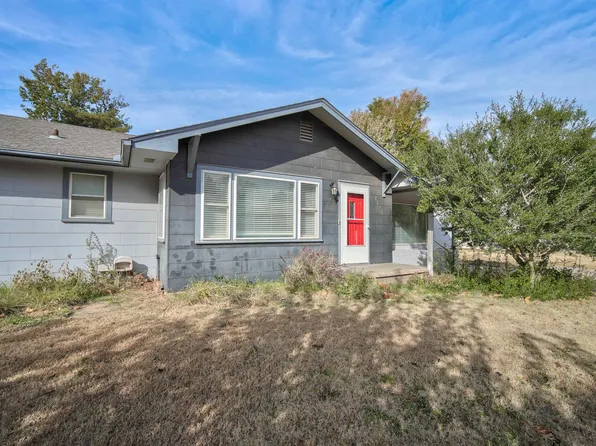 1715 18th St, Woodward, OK 73801