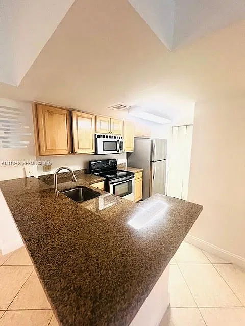 10773 Cleary Blvd #308