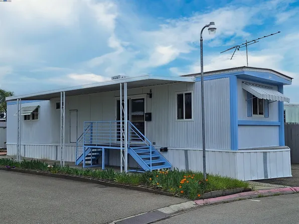 28914 Pluto St, Hayward, CA 94544