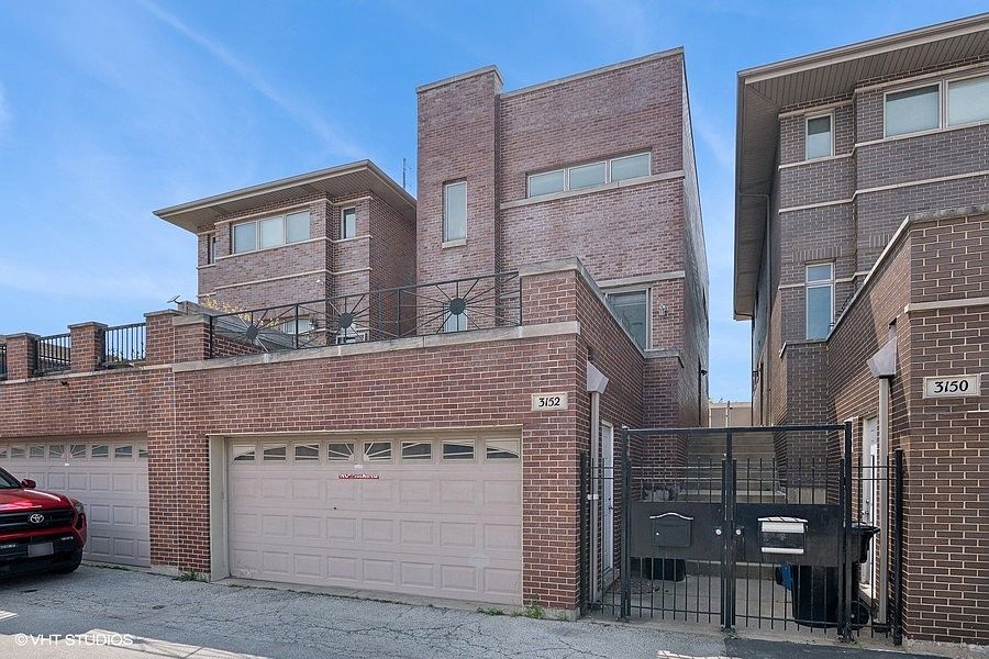 1st image of 3152 S Stewart Ave