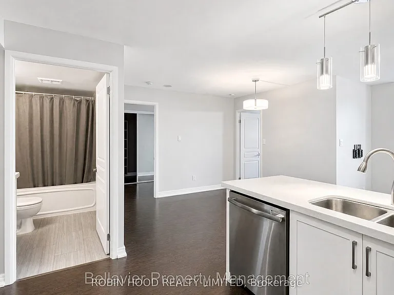 323 Richmond St E #807 — Photo 14
