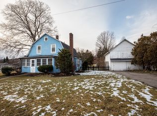 2215 Amber Rd, Marietta, NY 13110