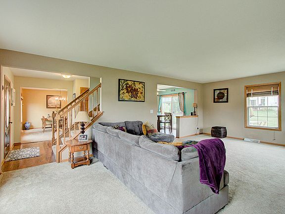 4th image of 220 Ponderosa Dr
