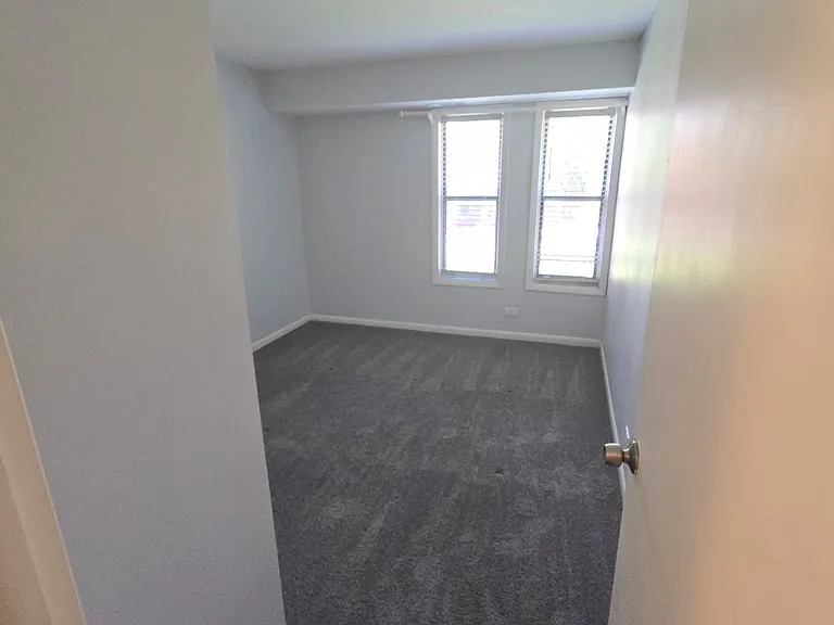 2275 Country Club Dr #12 — Photo 5