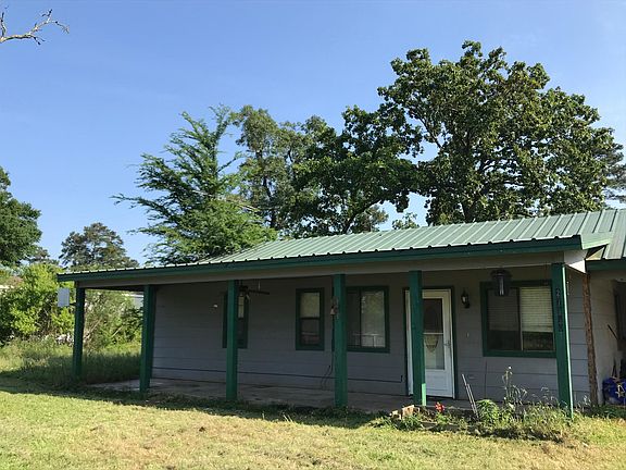2nd image of 27540 Foxwood Dr