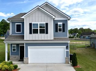 1014 Village Ct, Burns, TN 37029