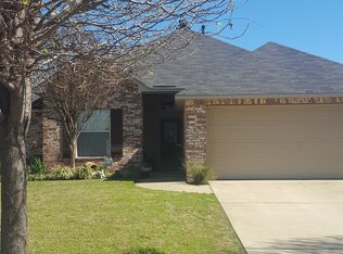 626 Whitefield Ln, Bossier City, LA 71112