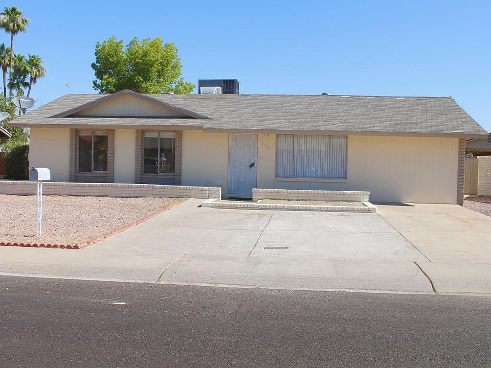 1st image of 8726 W Catalina Dr