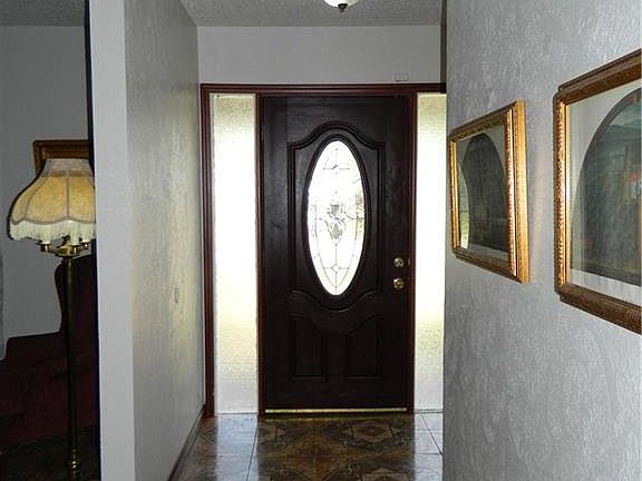 2nd image of 2506 SE 14th St