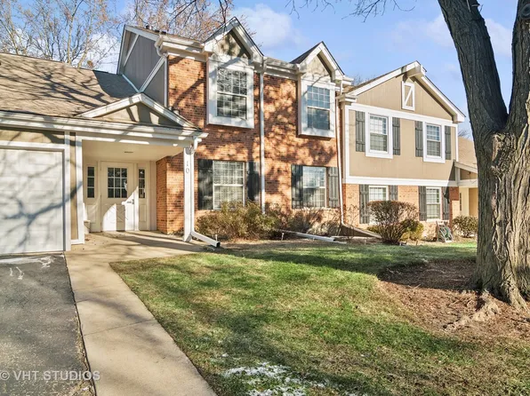 10 Waterbury Ln Unit M2, Schaumburg, IL 60193