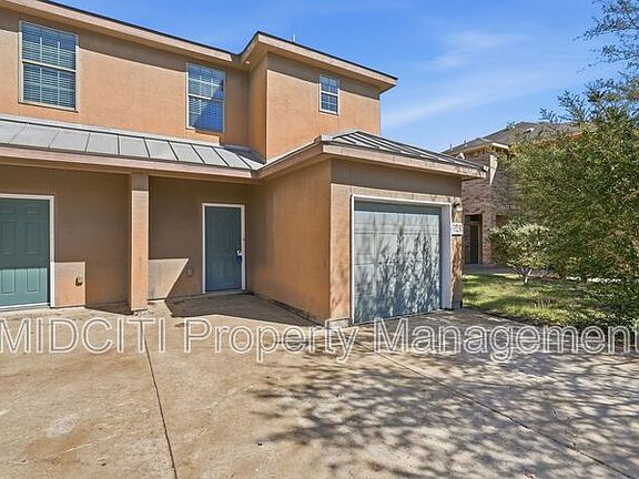 2nd image of 1121 Brown Rock Dr Unit 1125