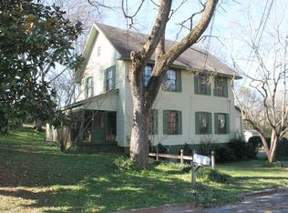 16 W 2nd Ave SE, Lindale, GA 30147