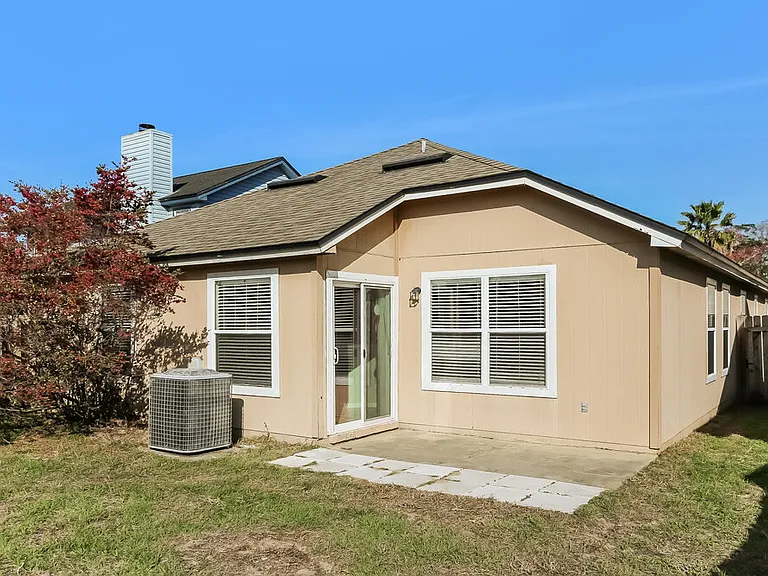 12327 Sondra Cove Ct — Photo 16