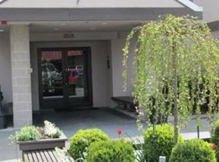 2515 Colby Ave APT 402, Everett, WA 98201