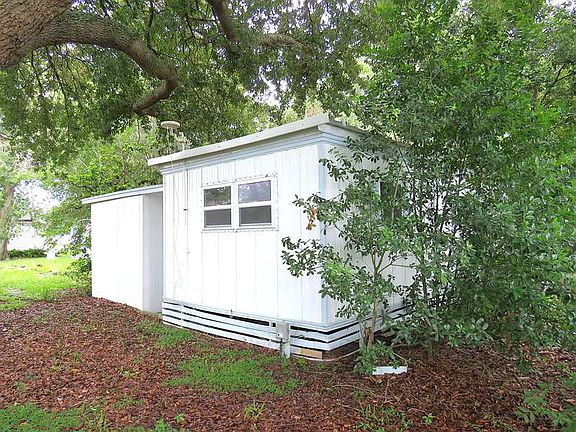 5th image of 749 Sabal Palm Dr #403