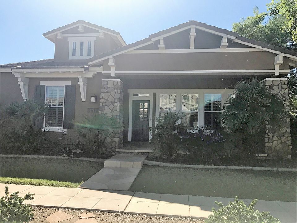 1st image of 15161 W Larkspur Dr
