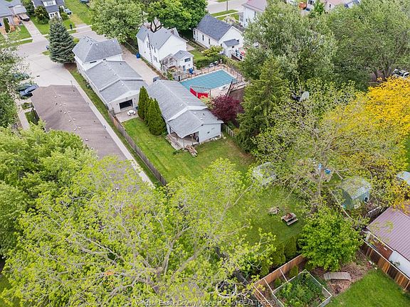 5th image of 219 Inshes Ave