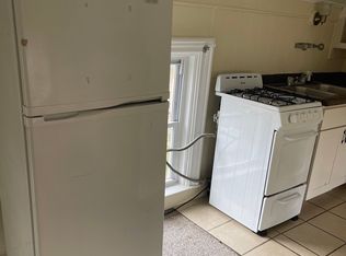 184 W 4th St APT 4, Oswego, NY 13126