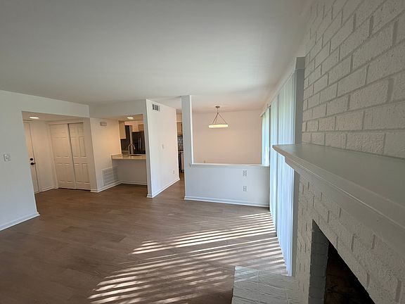 5th image of 11048 Cedar View Rd