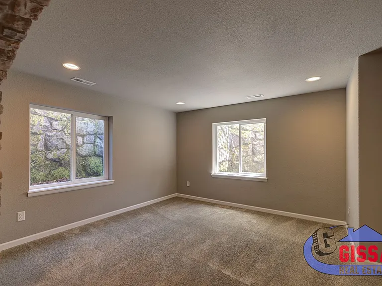 705 Witchhazel Ct — Photo 43