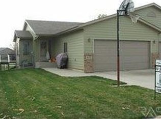 427 E Brian St, Tea, SD 57064