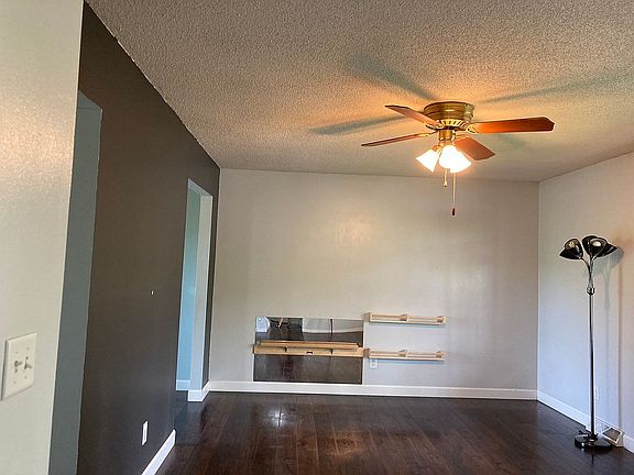 5th image of 6321 S Gateway Blvd
