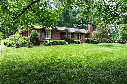 2nd image of 109 Harpeth Hills Dr