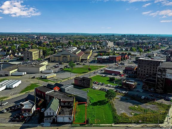 4th image of 61 Sycamore St Lot 5