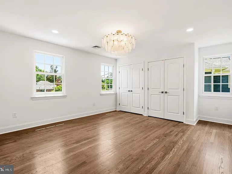 5605 Wood Way — Photo 13