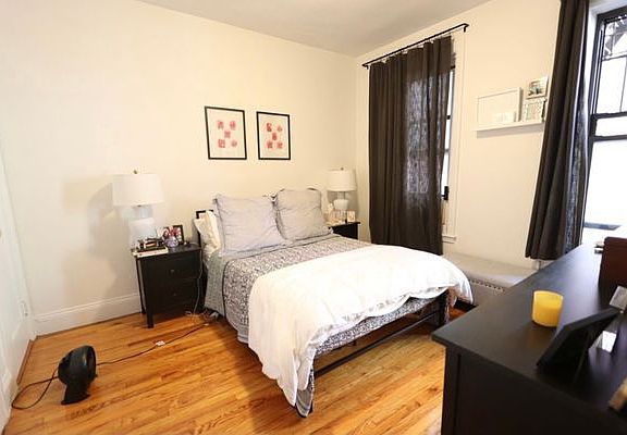 5th image of 153 E 96th St APT 4F