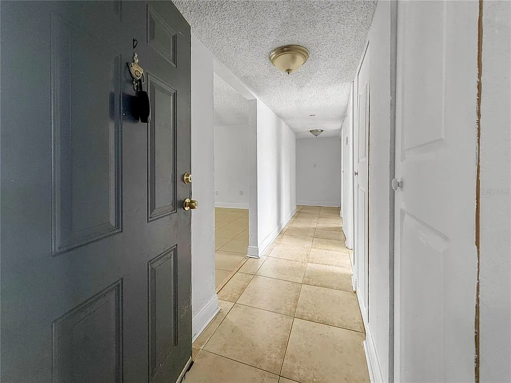 3 bed, 2.0 bath, 1270 sqft, $1,650 — Photo 4