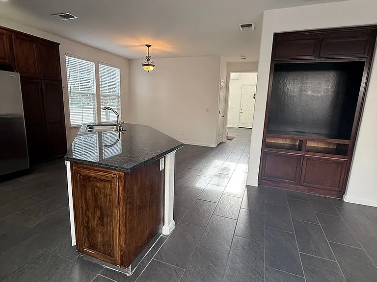 651 Jade Way — Photo 8