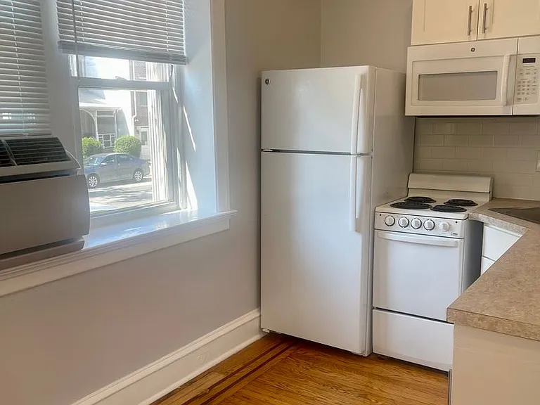 4107 Chester — Photo 46