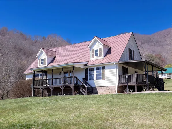 309 River Point Rd, Canton, NC 28716