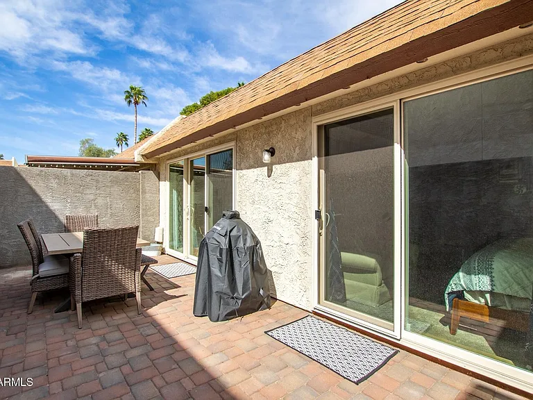 1923 E Duke Dr — Photo 24