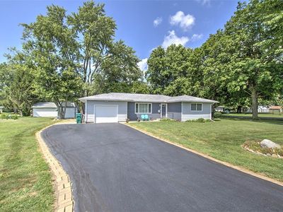 40 Berry Dr, Decatur, IL, 62526