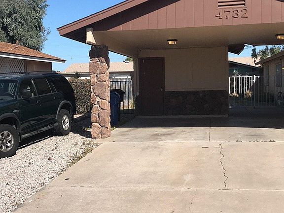 3rd image of 4732 E Camino St