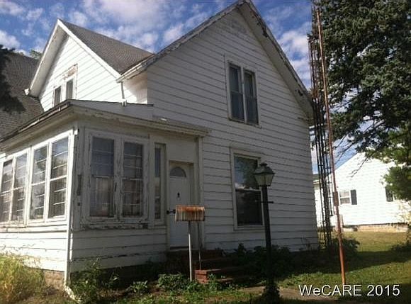 1st image of 118 E Jefferson St