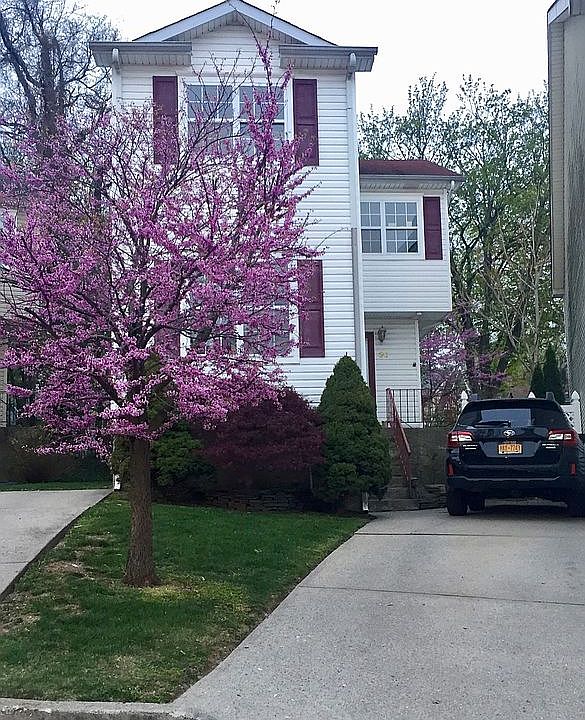 1st image of 30 Northview Ct