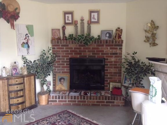 3rd image of 1759 Fox Chase Ct SE